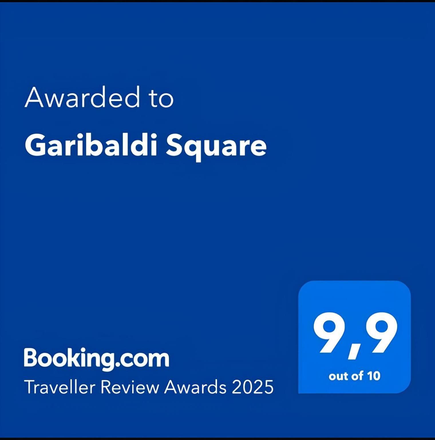 Апартаменты Garibaldi Square Бари Экстерьер фото
